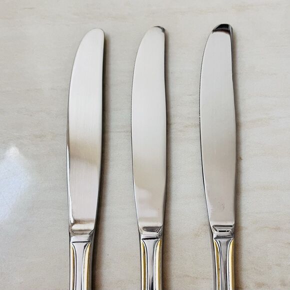 3pc TOWLE Beacon Hill Stainless Gold Accent Dinner Knife 9” Supreme 18/8 Glossy - Picture 7 of 8